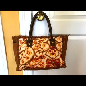New Myrna Bag Tote